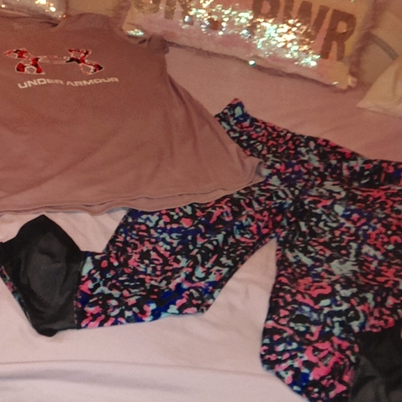 Under Armor outfit - Picture 8 of 9